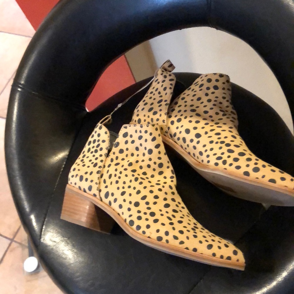 Dolce Vita Leather booties💕💕💕💕